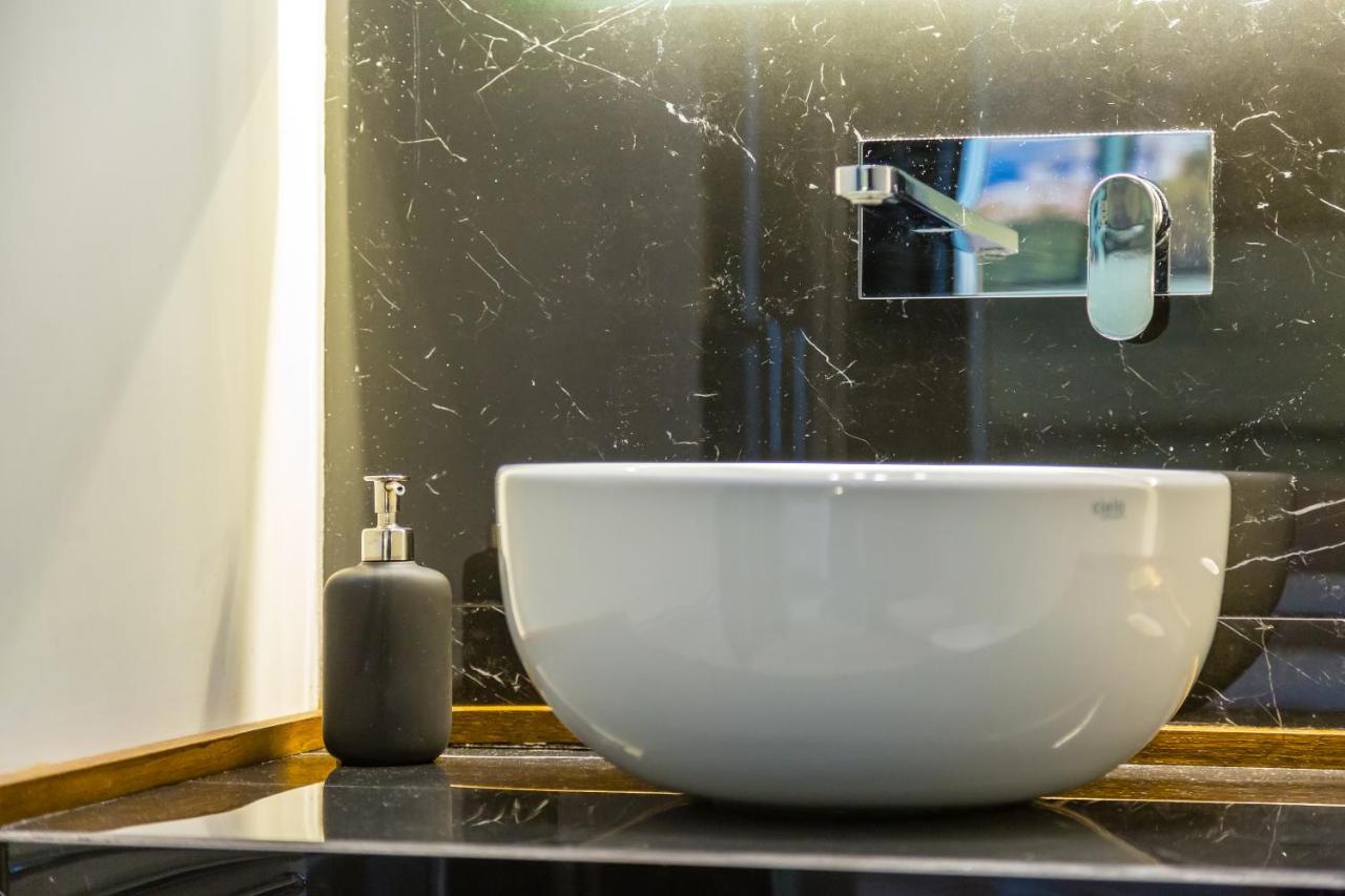 B&B Civico 33 Neapol Zewnętrze zdjęcie